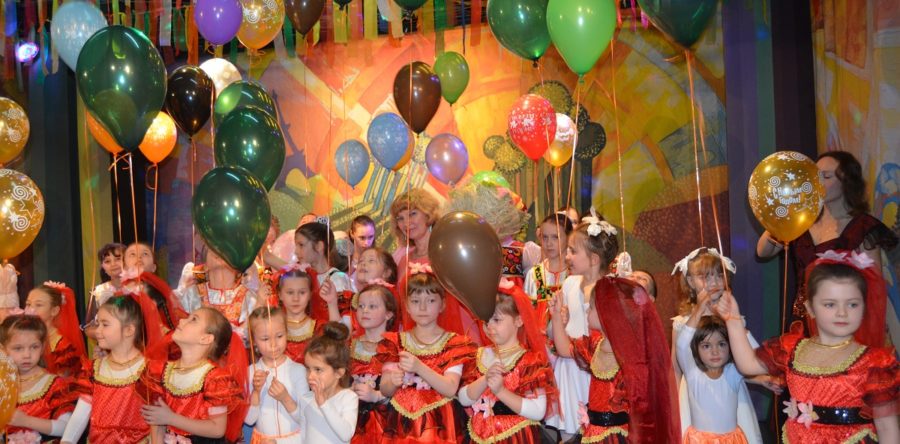 Праздничный концерт студий “Импульс” и “Восток”