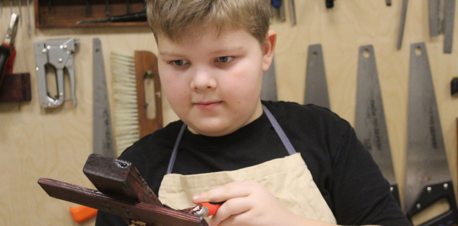 Приглашаем в столярную мастерскую по будням!