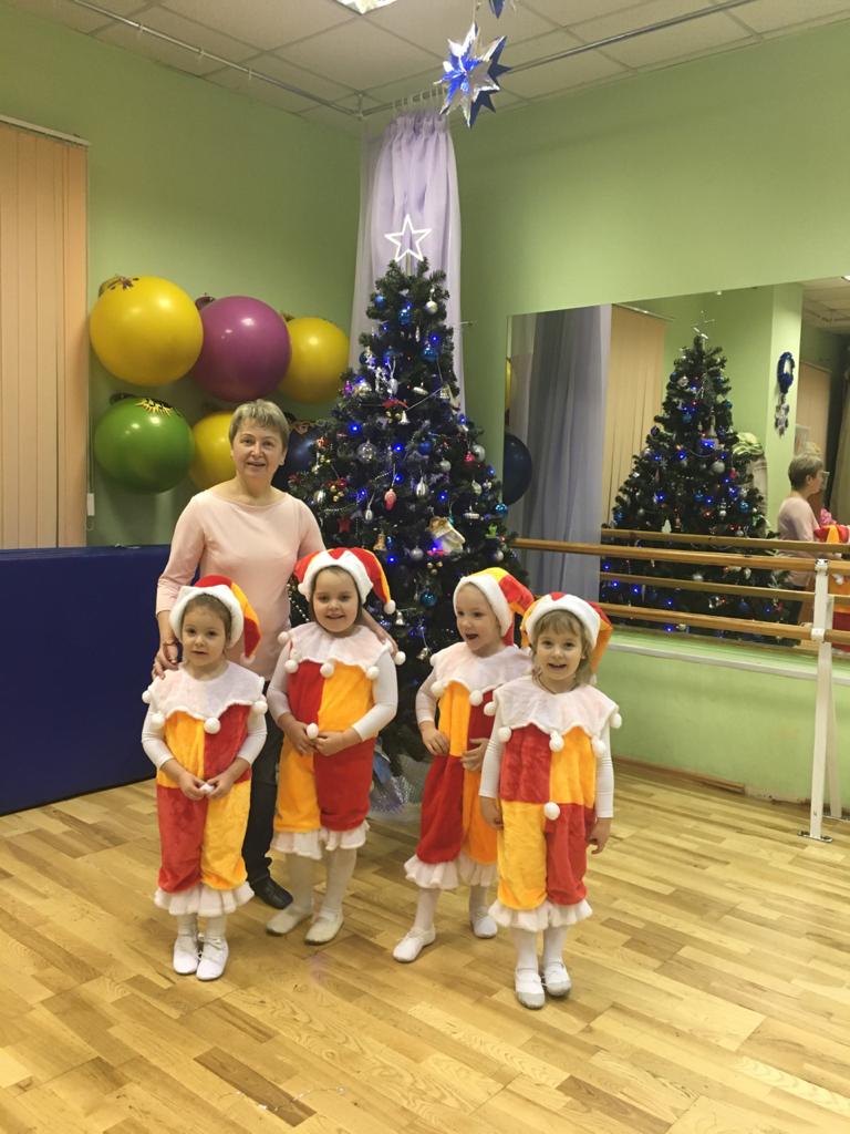 Новогодние занятия в студии “Вдохновение”
