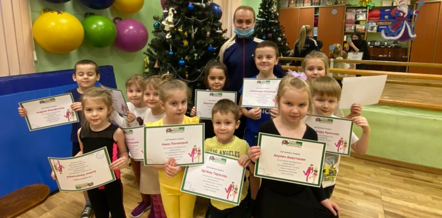 Открытое новогоднее занятие по акробатическому рок-н-роллу