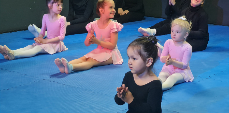 Открытый урок в студии “ДАНА” на Проспекте Мира