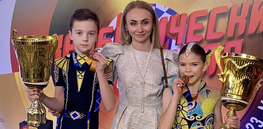 Чемпионат и Первенство России по акробатическому рок-н-роллу