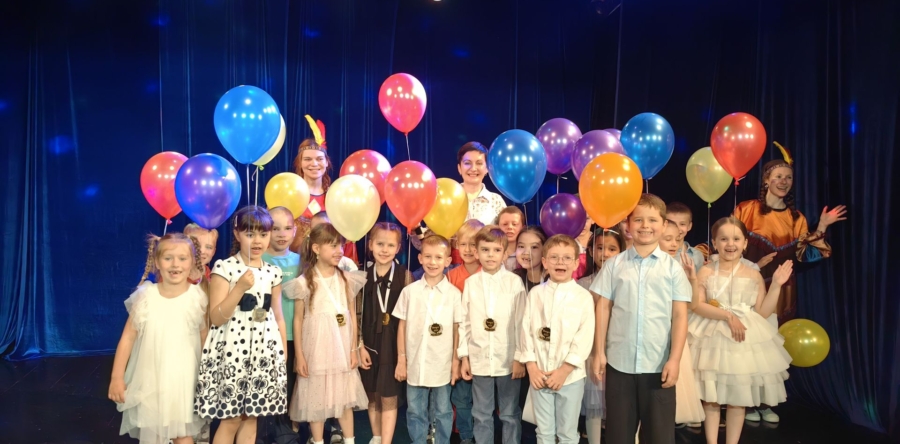 Выпускной в наших студиях подготовки к школе!