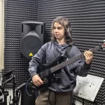 обучение басс-гитаре